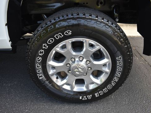 Used 2024 RAM 2500 Laramie w/ Safety Group AWD/4WD image 46