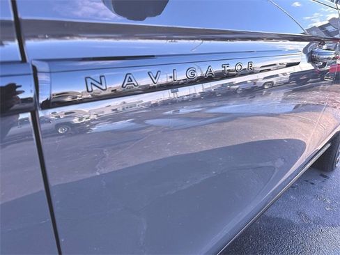 Used 2025 Lincoln Navigator L Black Label image 32