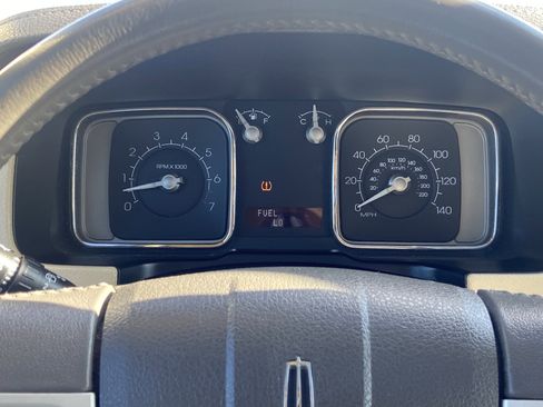 Used 2008 Lincoln MKX AWD image 35