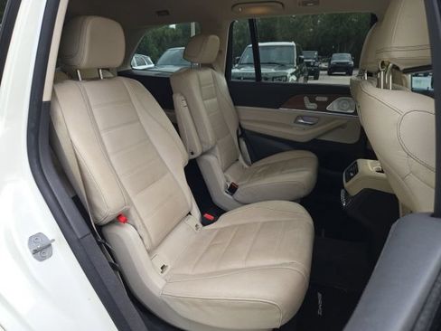 Used 2020 Mercedes-Benz GLS 580 4MATIC image 11