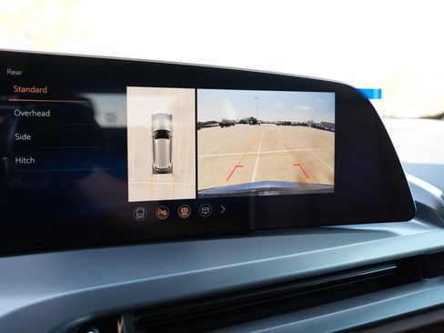 New 2026 Cadillac Vistiq Platinum w/ LPO, Floor Liner Package image 13