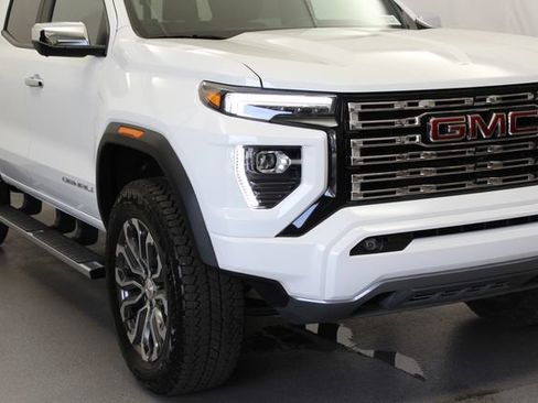 New 2026 GMC Canyon Denali AWD/4WD image 2