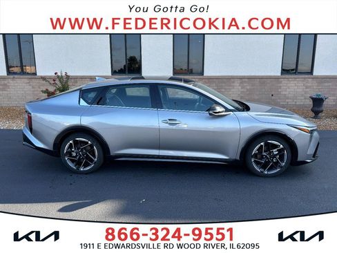 Used 2025 Kia K4 GT-Line w/ GT-Line Premium Package FWD image 1