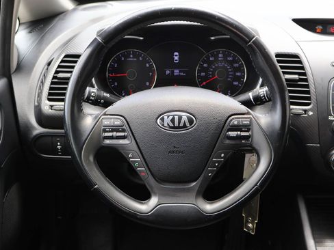 Used 2015 Kia Forte EX w/ UVO Package W/17" Alloys FWD image 12