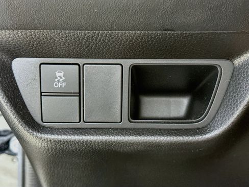 Certified 2024 Honda HR-V LX image 9