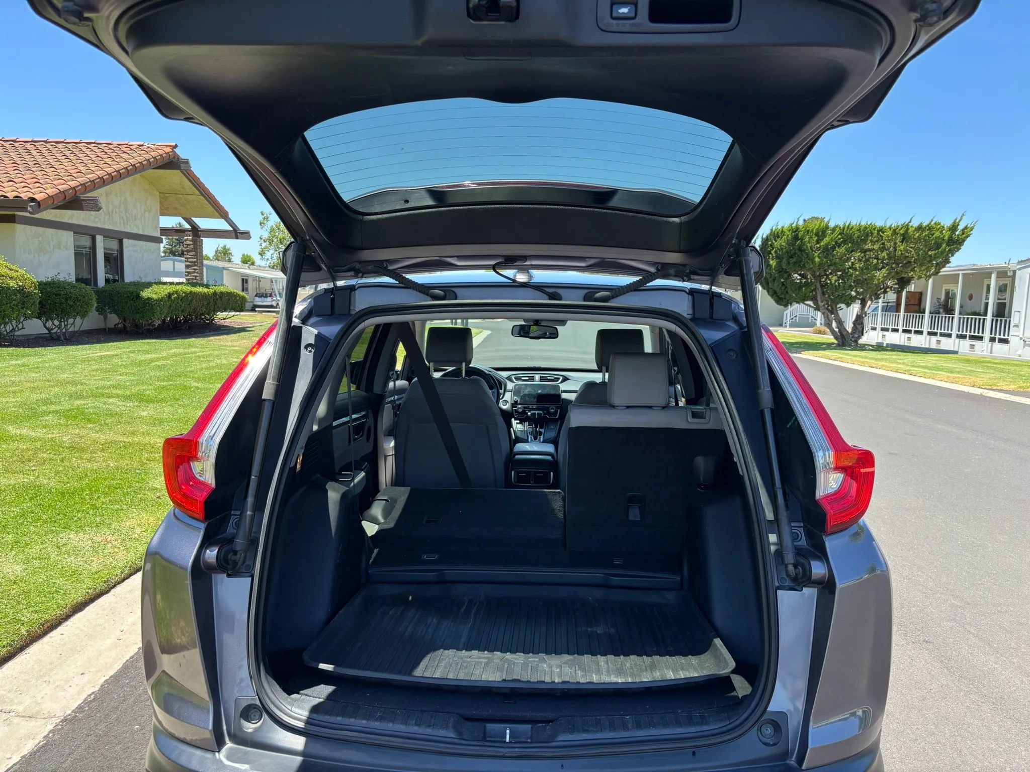 Used 2018 Honda CR-V Touring image 13