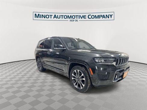 Certified 2022 Jeep Grand Cherokee L Overland image 2