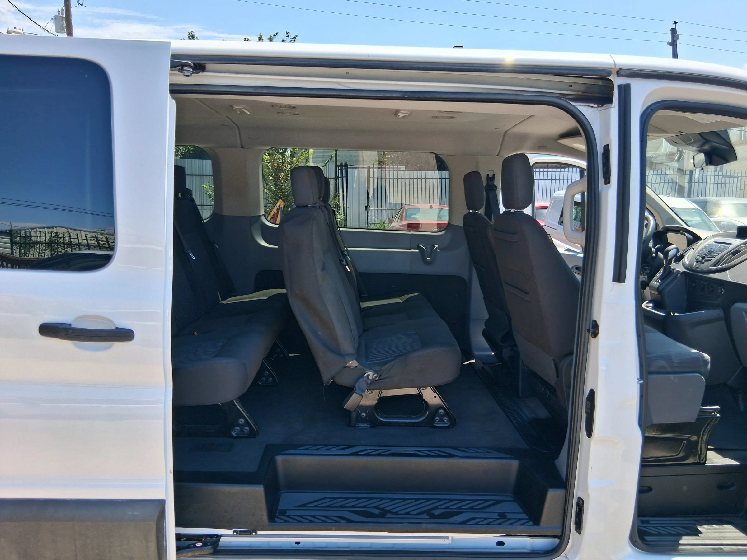 Used 2019 Ford Transit 150 XL RWD image 28