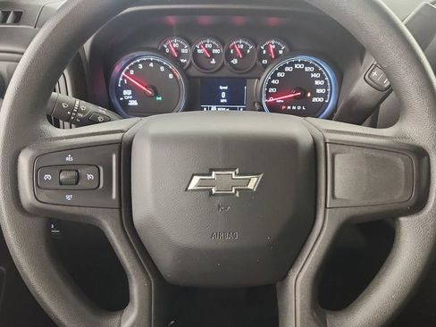 Used 2022 Chevrolet Silverado 1500 Custom Trail Boss w/ LPO, Dark Essentials Package image 11