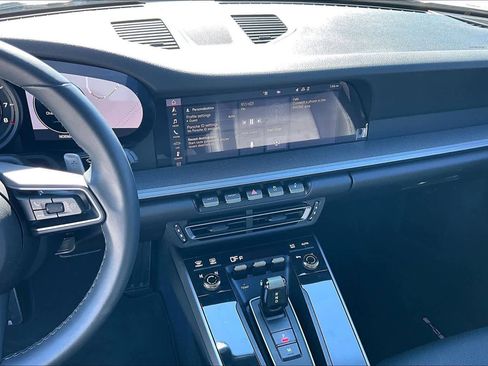 Used 2020 Porsche 911 Carrera image 6