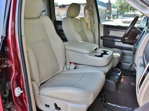 Used 2018 RAM 1500 Laramie image 16