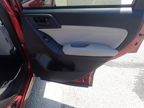 Used 2017 Subaru Forester 2.5i Premium w/ Protection Package #1 image 32