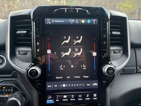 Used 2024 RAM 2500 Big Horn w/ Night Edition image 27