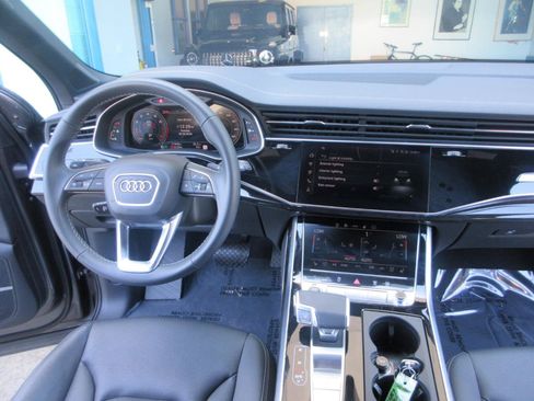 Used 2026 Audi Q7 3.0T Premium Plus w/ Premium Plus Package AWD/4WD image 45