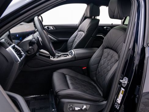 Certified 2026 BMW X6 M60i AWD/4WD image 17