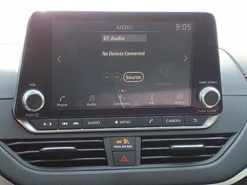 Used 2019 Nissan Altima 2.5 SR FWD image 6