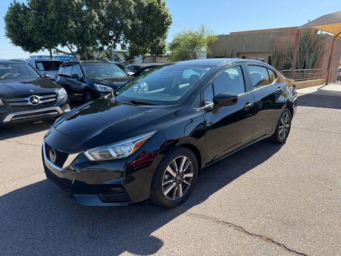 Used 2021 Nissan Versa SV FWD image 1
