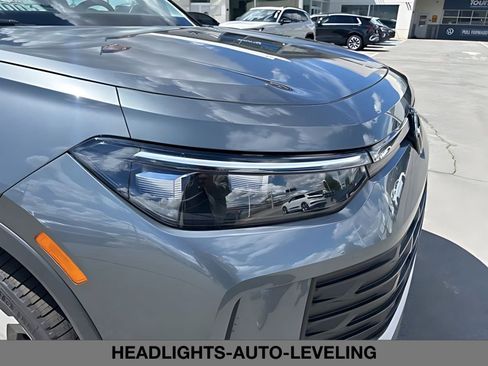 New 2026 Volkswagen Tiguan SE AWD/4WD image 10