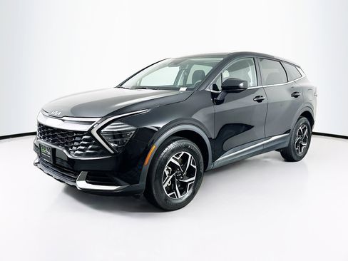 Used 2025 Kia Sportage LX AWD/4WD image 3