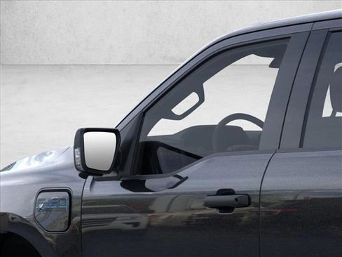 New 2025 Ford F150 Lightning XLT w/ Max Trailer Tow Package image 20