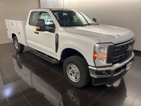 New 2025 Ford F350 XL w/ XL Chrome Package image 1