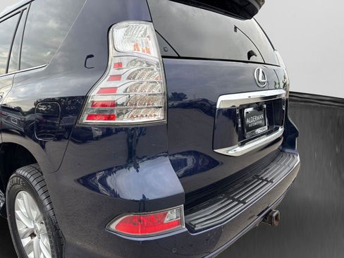 Used 2017 Lexus GX 460 Premium AWD/4WD image 54