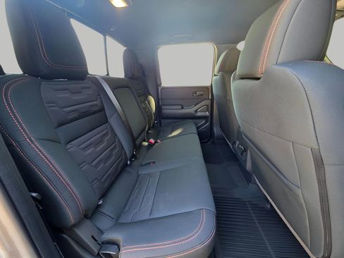 New 2026 Nissan Frontier PRO-4X w/ Pro-4x Convenience Package image 8