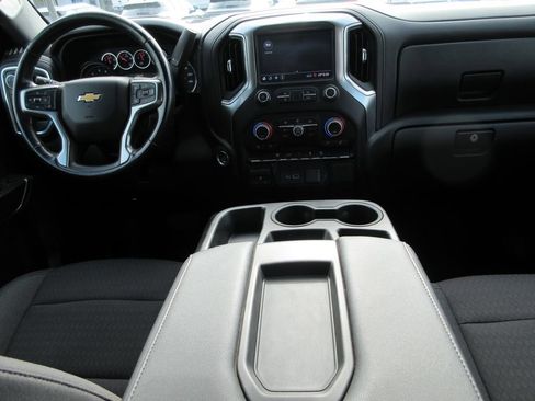 Certified 2022 Chevrolet Silverado 2500 LT w/ Convenience Package AWD/4WD image 19