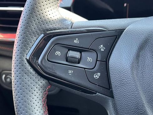 Used 2024 Chevrolet TrailBlazer RS w/ Convenience Package image 30