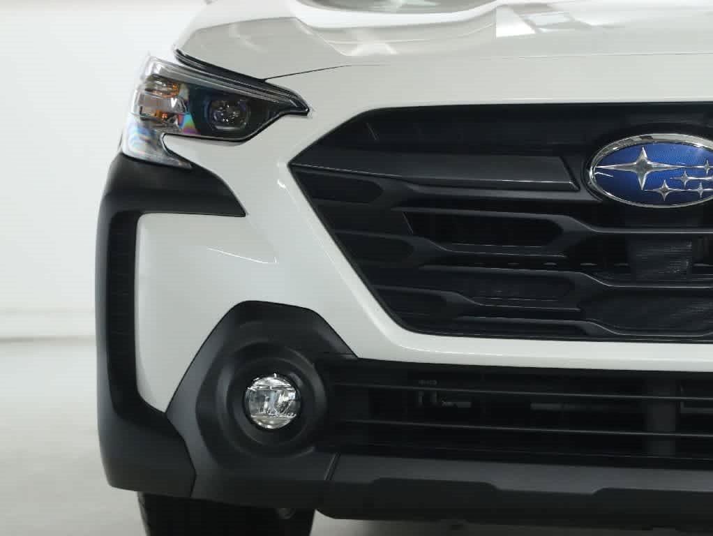 Certified 2025 Subaru Outback Premium w/ Popular Package #1A AWD/4WD image 6
