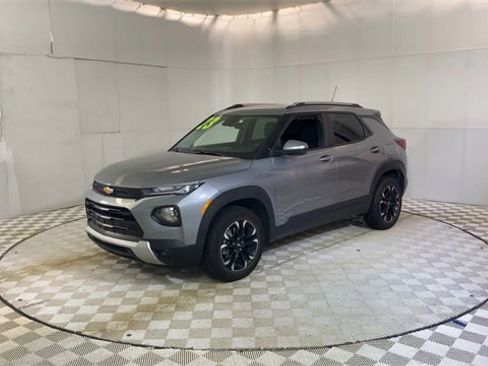 Used 2023 Chevrolet TrailBlazer LT w/ Convenience Package image 4
