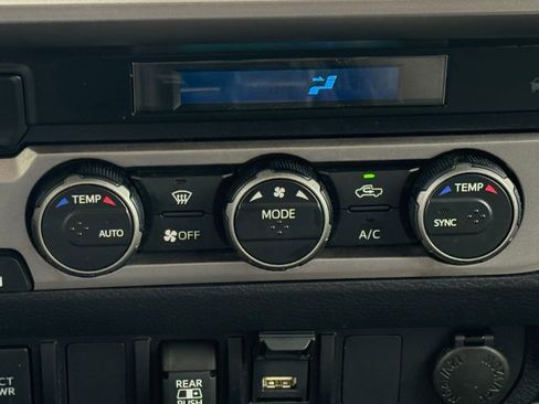 Used 2023 Toyota Tacoma SR5 w/ Technology Package AWD/4WD image 24