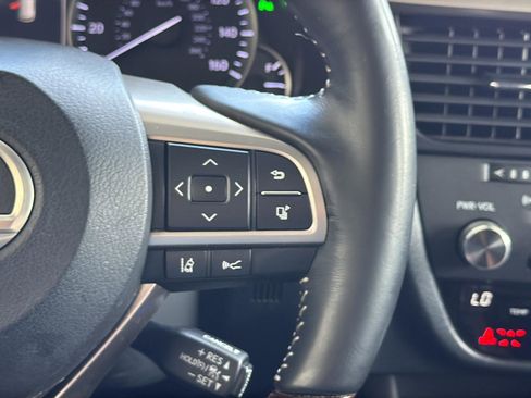 Used 2018 Lexus RX 350L image 41