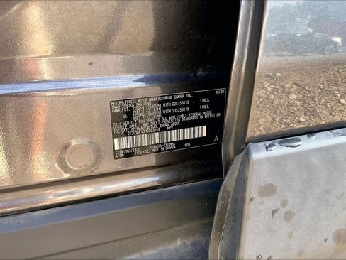 Used 2021 Toyota RAV4 XLE Premium FWD image 34