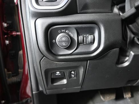 Used 2023 RAM 1500 Laramie AWD/4WD image 24