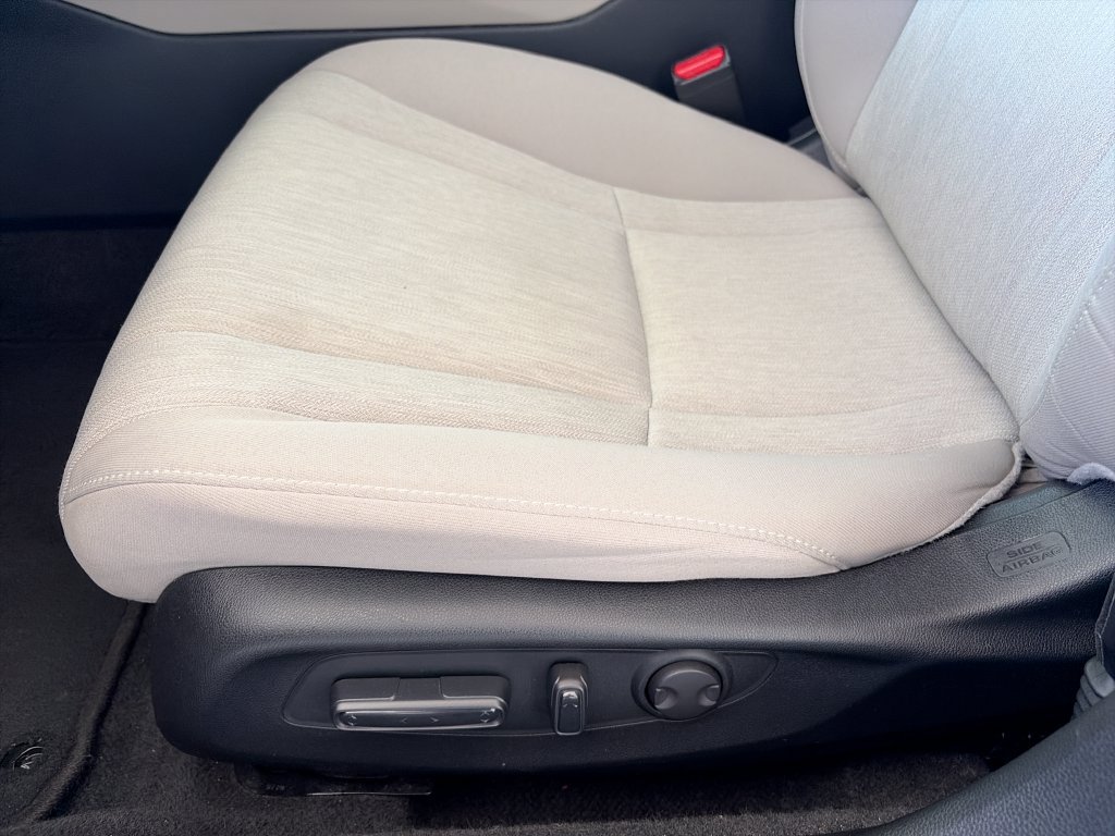 Used 2023 Honda Accord EX image 12