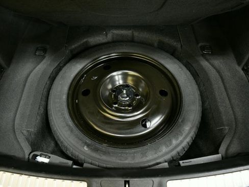 Used 2019 Lincoln Continental Select w/ Continental Climate Package image 58