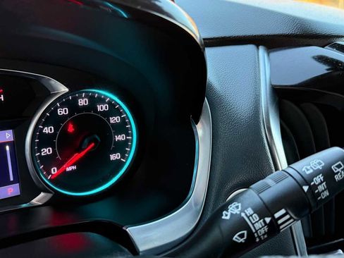 Used 2020 Chevrolet Traverse Premier image 19