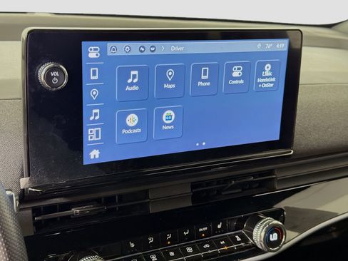 Used 2024 Honda Prologue EX image 13