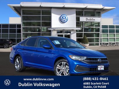 Used 2023 Volkswagen Jetta SE