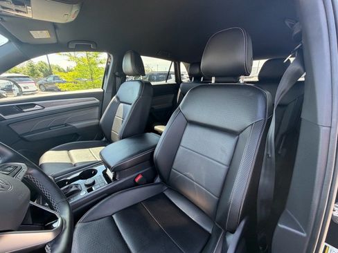 Used 2022 Volkswagen Atlas Cross Sport SE AWD/4WD image 10