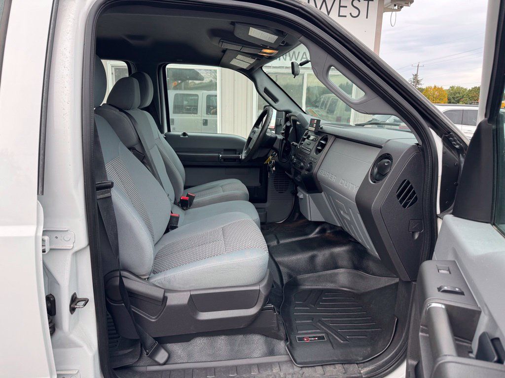 Used 2016 Ford F350 XL w/ Power Equipment Group AWD/4WD image 12
