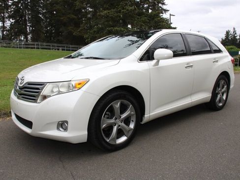 Used 2009 Toyota Venza AWD image 1