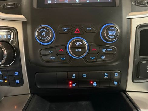 Used 2018 RAM 1500 Big Horn image 25