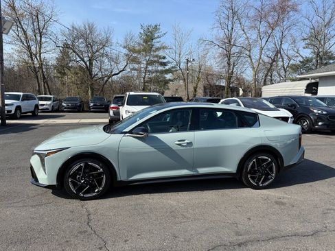 Used 2025 Kia K4 GT-Line w/ GT-Line Sunroof Package image 4