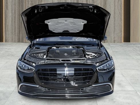Used 2021 Mercedes-Benz S 580 4MATIC Sedan w/ Warmth & Comfort Package image 22