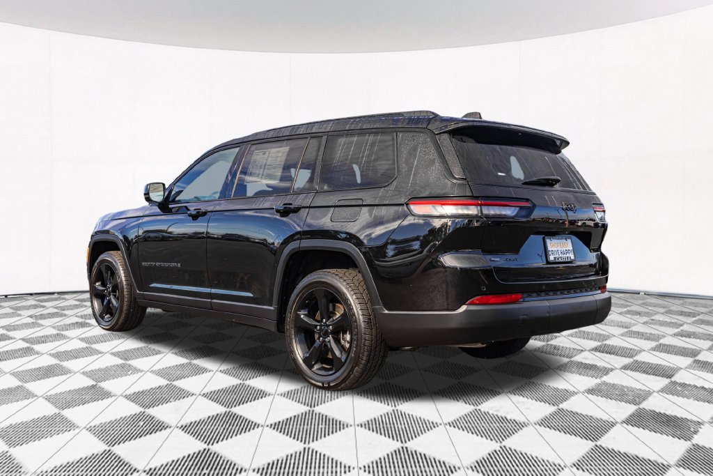 Used 2021 Jeep Grand Cherokee L Laredo AWD/4WD image 8
