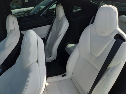 Used 2019 Tesla Model X Long Range AWD/4WD image 3