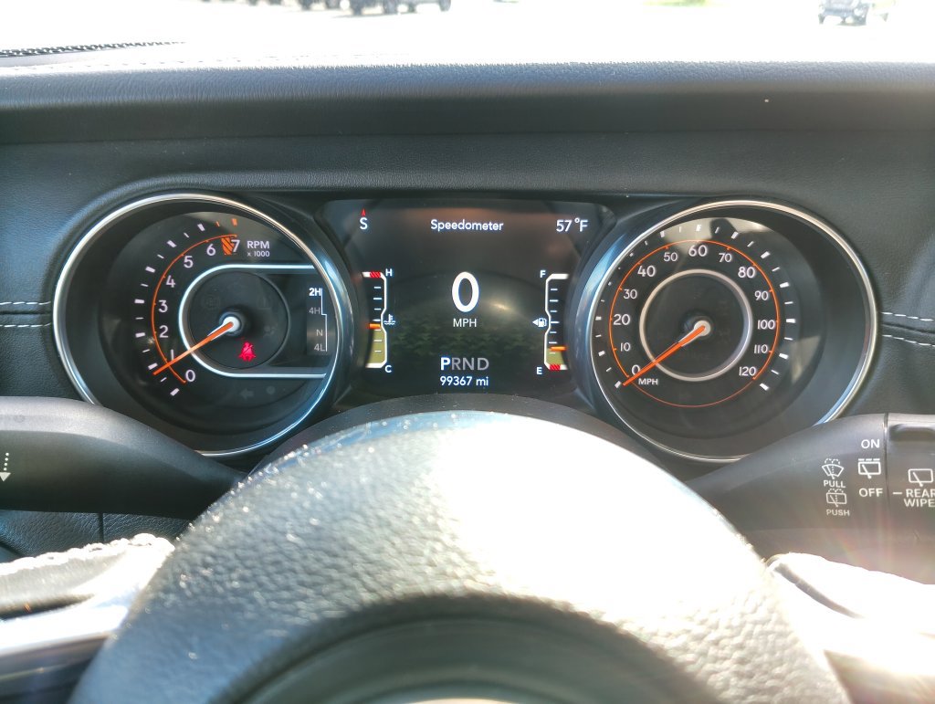 Used 2020 Jeep Wrangler Unlimited Sahara AWD/4WD image 23