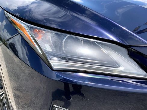 Used 2019 Lexus RX 350 FWD w/ Navigation Package image 27